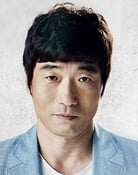 Park Won-sang as Jo Joon-hyuk