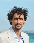 Marco Cocci as Vicequestore aggiunto Stefano Amato