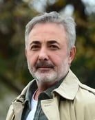 Mehmet Aslantuğ as Harun Orhun