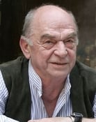Gyula Bodrogi as Szabó Dénes „Duska bácsi”