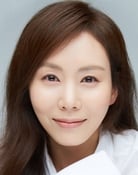 Park Ye-jin as Queen Sindeok