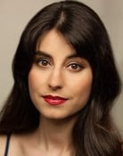 Zahra Ahmadi as Sinem