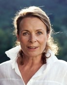Susanne Czepl as Almut Nienstedt