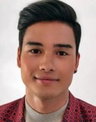 Marco Gumabao as Christopher "Tope" Nieves-Magdangal