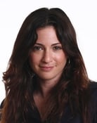 Yael Sharoni as Yifat