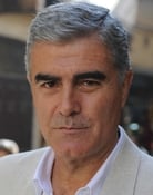 Saúl Lisazo as Padre Juan Domínguez Lambert