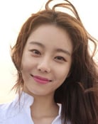 Lee Si-won as Hwang Tae-Hee