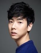 Jang Yoo-sang as Kim Yi-soo