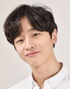 Kim Do-wan as Kim Yong-san