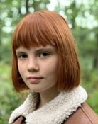 Isla Johnston as Young Beth