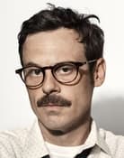 Scoot McNairy as Bill McNue