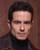 Felipe Folgosi as Bernardo