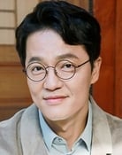 Jo Han-chul as Jin Dong-ki