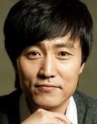 Uhm Hyo-seop as Yi Gae, Seung-yoo, Jong and Myeon's former teacher