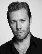 Jakob Cedergren as Bjarne Madsen