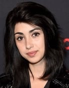 Alexa Mansour as Emma 'Emmanence' Resnick