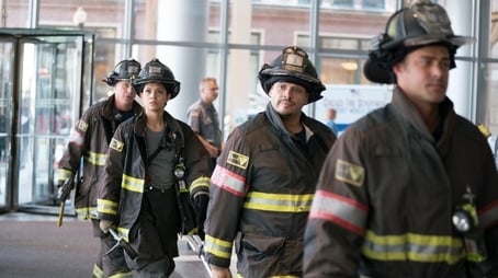 Chicago Fire: Heróis Contra o Fogo71