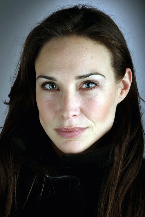 Claire Forlani Biography