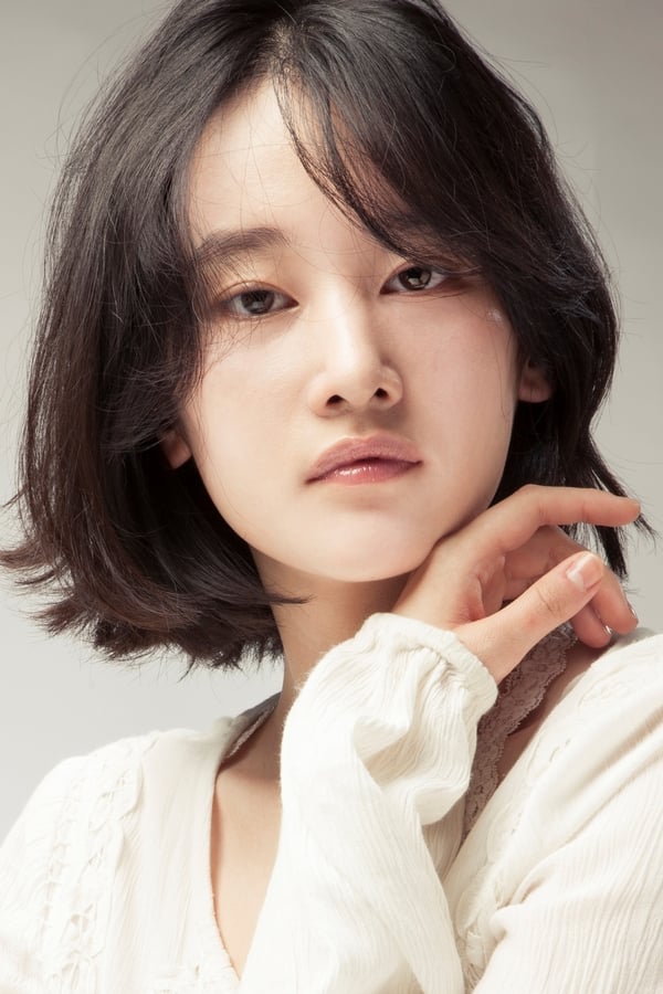 Jeon Jong-seo profile image