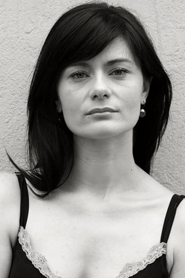 Anca-Ioana Androne profile image