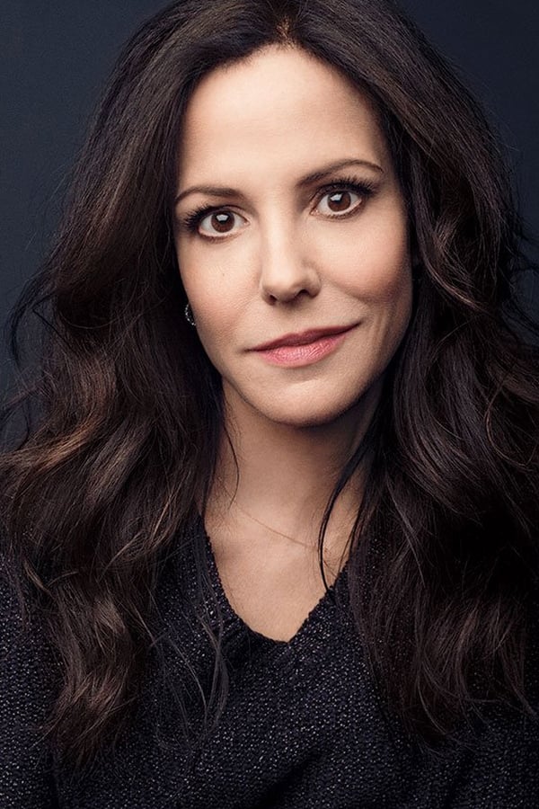 Mary-Louise Parker profile image