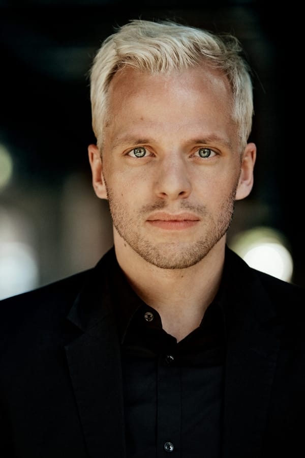 Peter Miklusz profile image