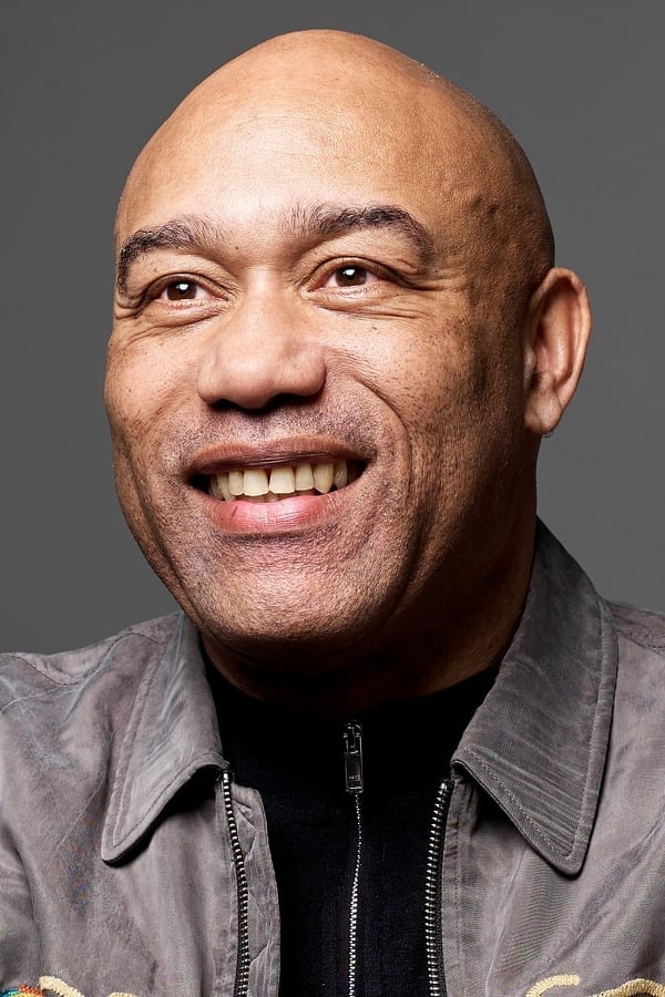 Gus Casely-Hayford profile image