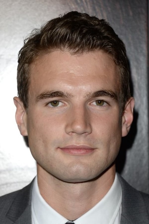 Alex Russell profile image