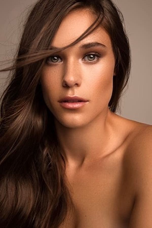 Chloe Carabasi profile image