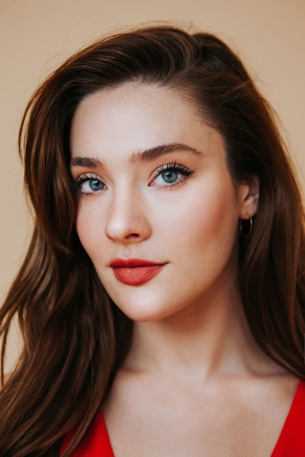 Eva Bourne profile image