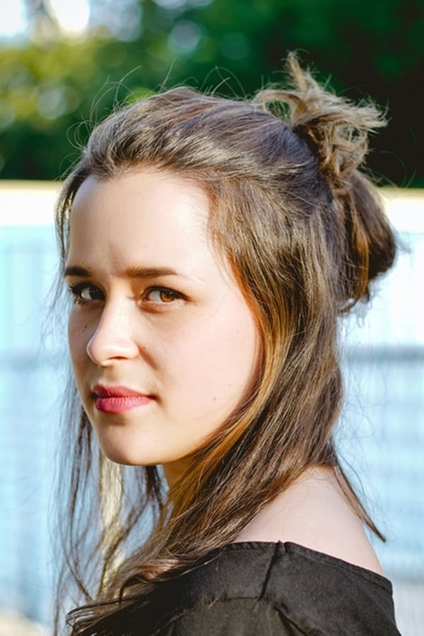 Chantal Zitzenbacher profile image