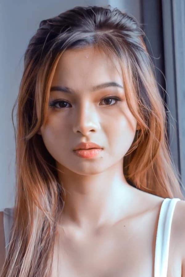 Angeli Khang profile image