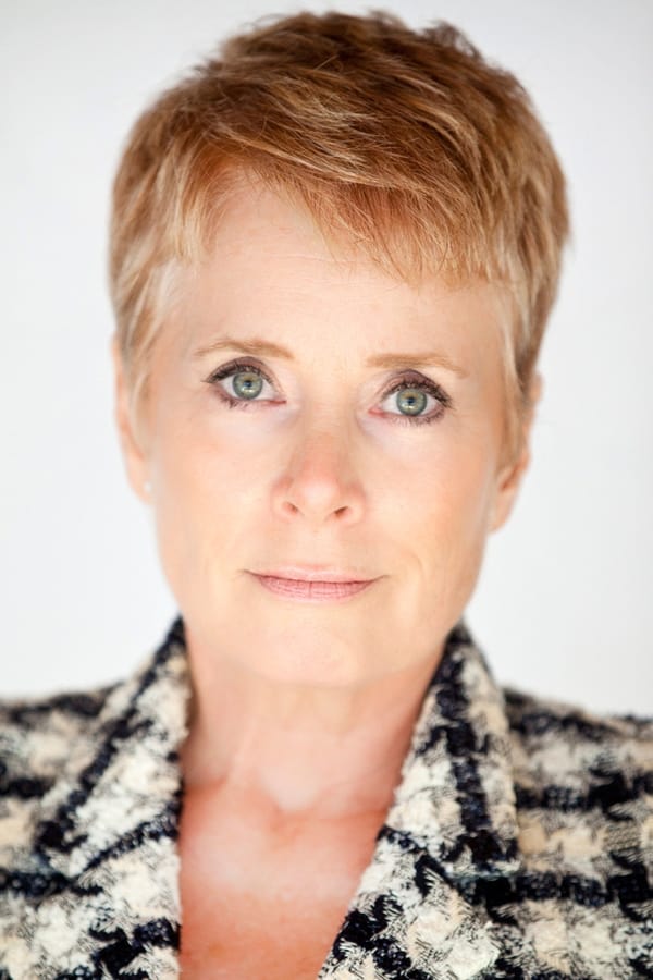 Linda E. Smith profile image