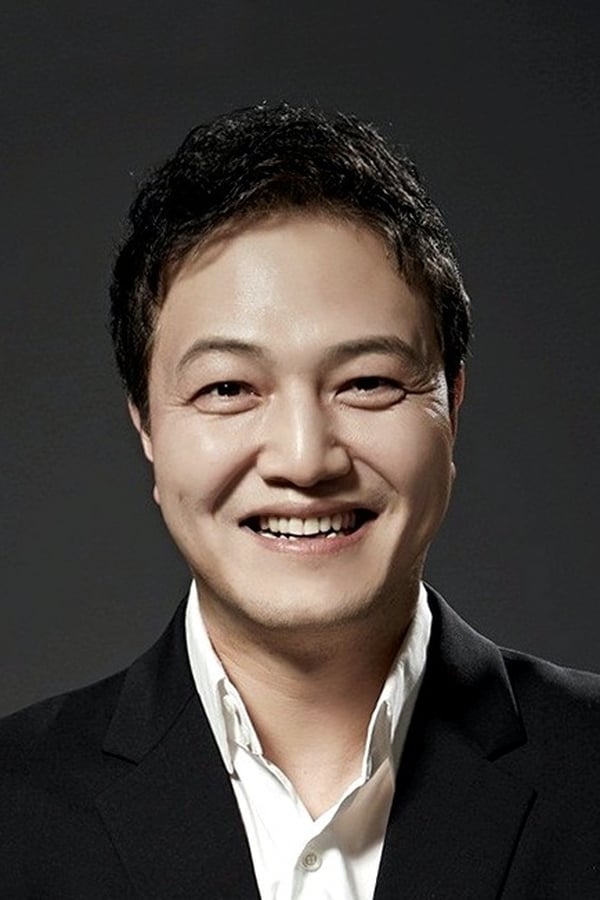 Jung Woong-in profile image