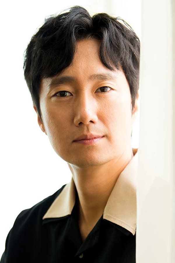 Park Hae-il profile image
