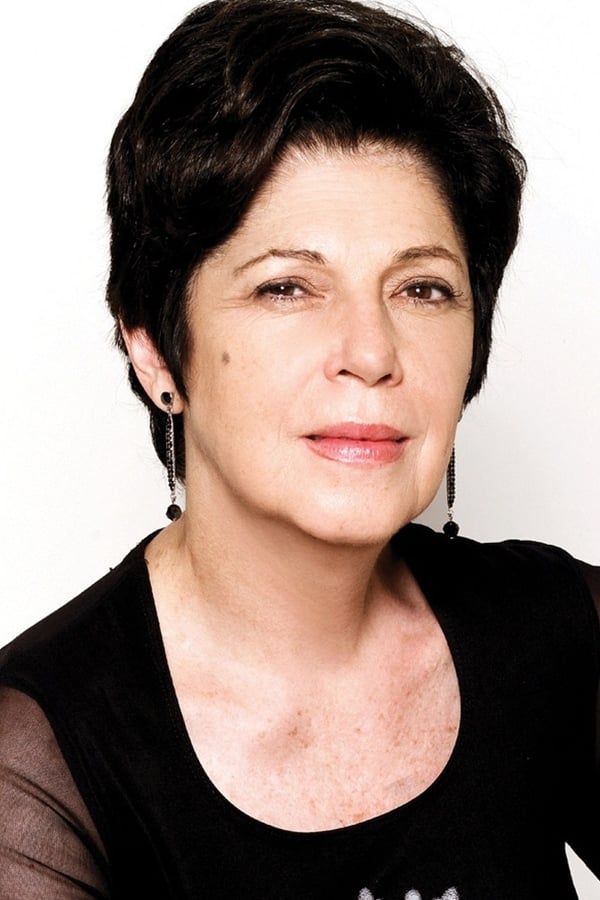 Esther Góes profile image