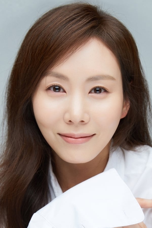 Park Ye-jin profile image