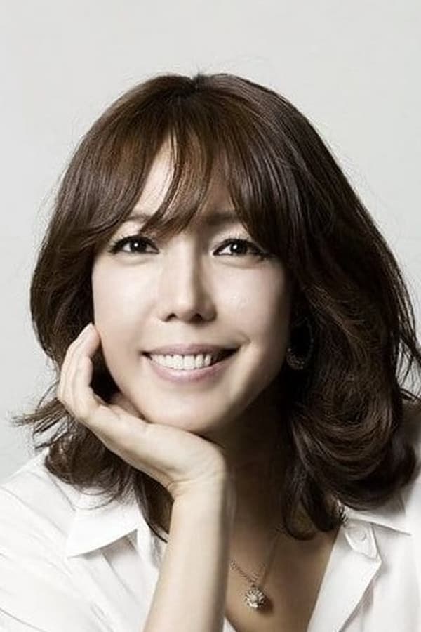Jeon Soo-kyung profile image