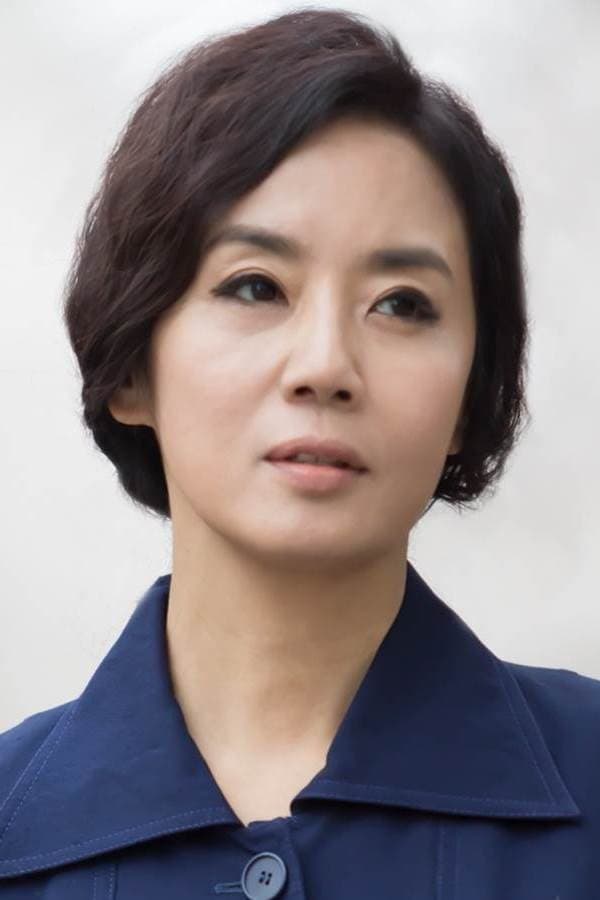 Jo Kyung-sook profile image