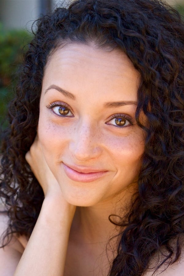 Danielle Vega profile image