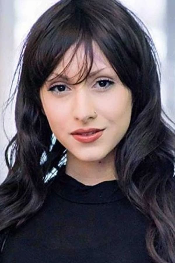 Lovina Yavari profile image