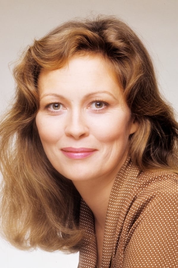 Faye Dunaway profile image