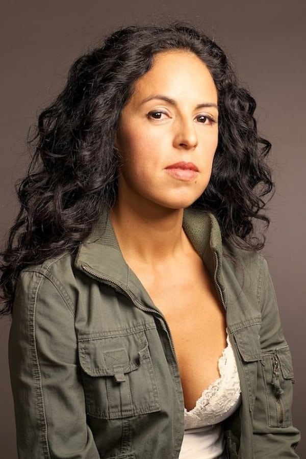 Erika Sabel Flores profile image
