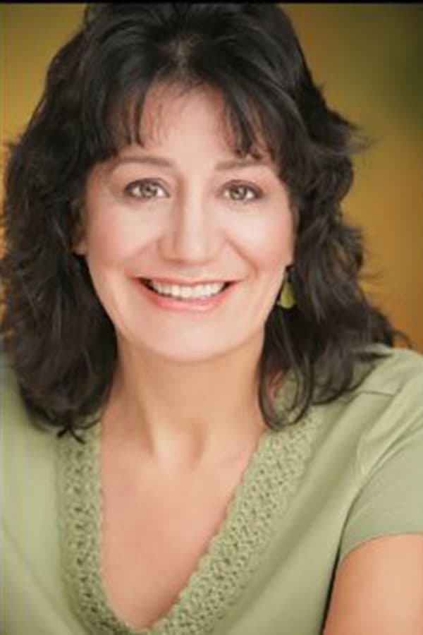Alejandra Flores profile image