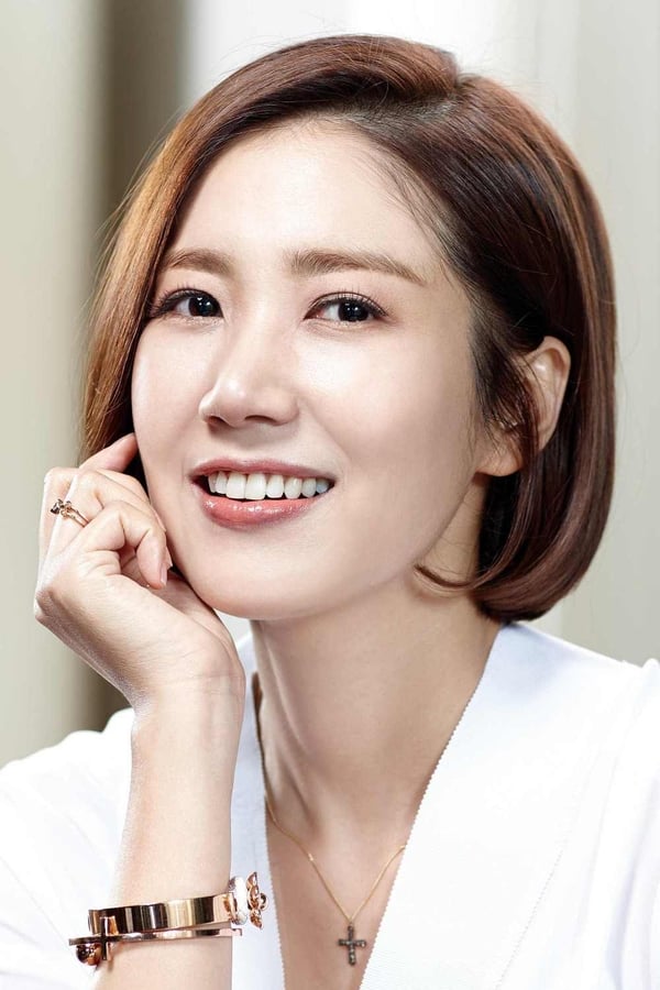 Yoo Ho-jeong profile image