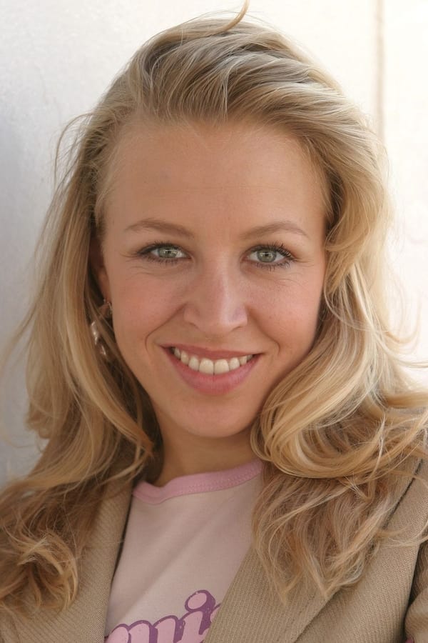 Nina Proll profile image