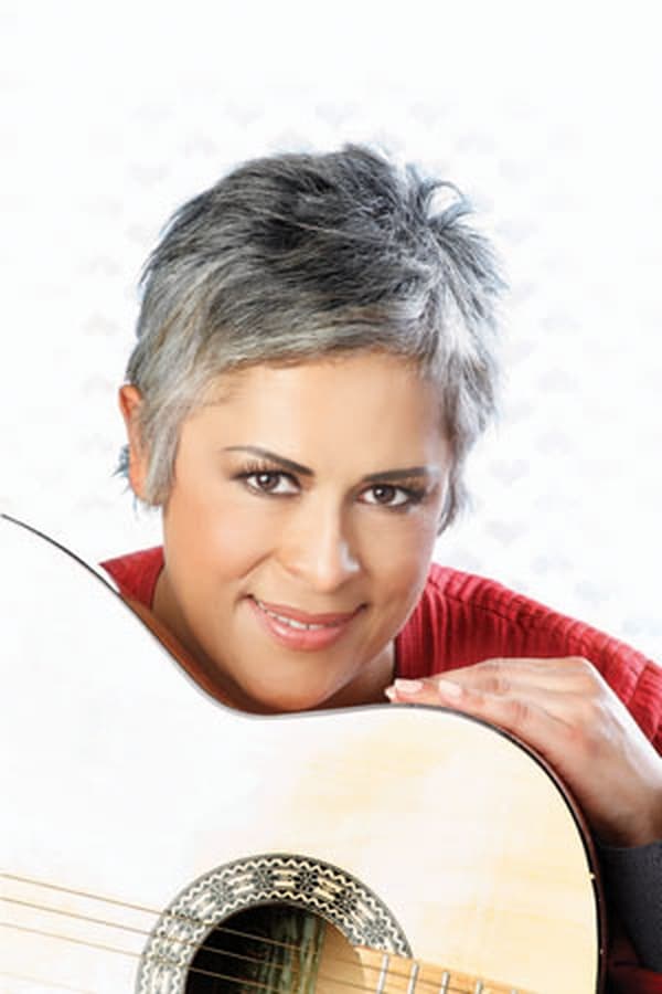 Eugenia León profile image