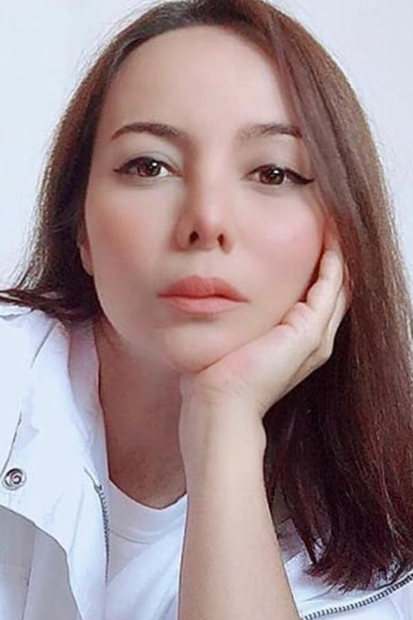 Emelda Rosmila profile image