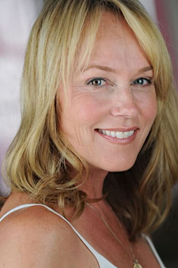 Darlene Vogel profile image