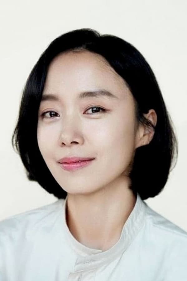 Jeon Do-yeon profile image
